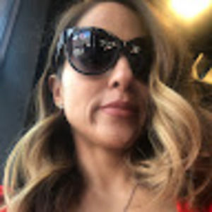 Meet your Posher, Eve